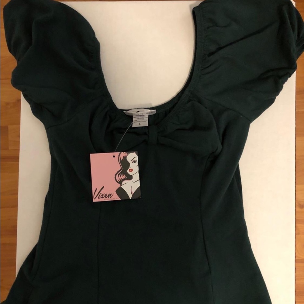 Powder Puff Top in Hunter Green